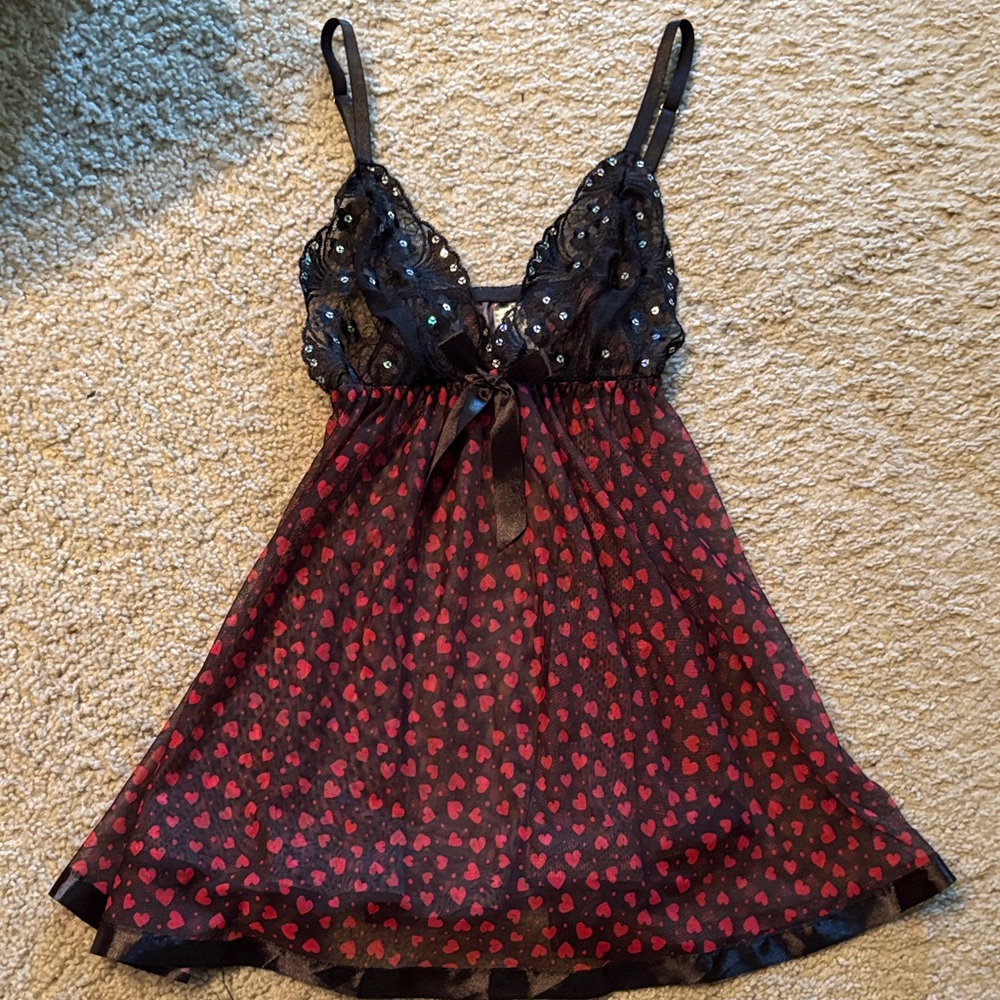 Black and Red Heart Print Women's Babydoll